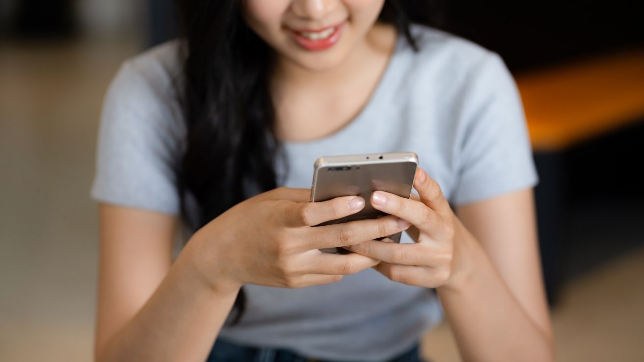 Como comprar comentários reais, humanos e personalizados para Instagram em 2026